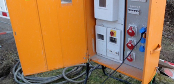 Baustrom bei Jura Elektro in Petersbuch