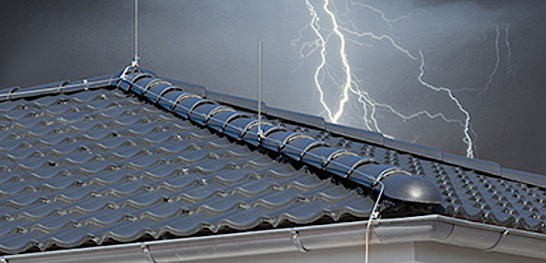 Äußerer Blitzschutz bei Jura Elektro in Petersbuch
