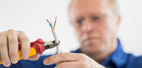 DGUV Vorschrift 3-Check bei Jura Elektro in Petersbuch